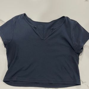 Brandy cropped navy tee